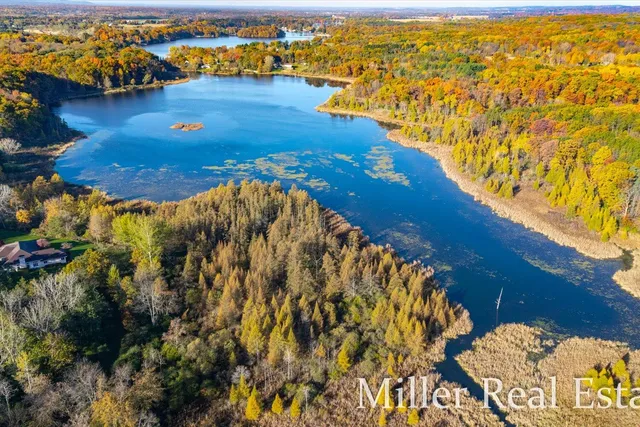 $995,000 | 660 Indian Hills Drive, Hastings, MI 49058