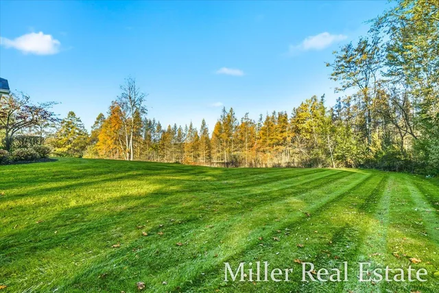 $995,000 | 660 Indian Hills Drive, Hastings, MI 49058