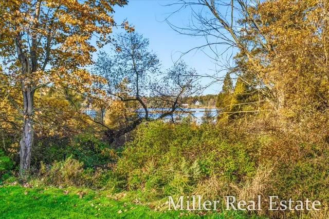 $995,000 | 660 Indian Hills Drive, Hastings, MI 49058