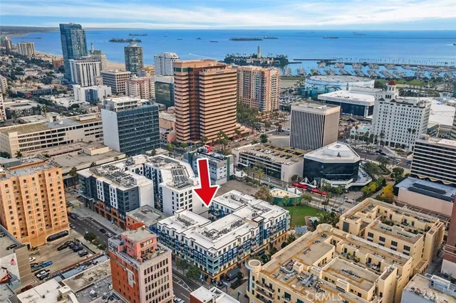 $925,000 | 150 The Promenade North, Unit 202, Long Beach, CA 90802