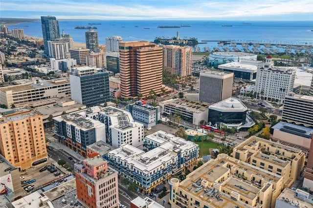 $925,000 | 150 The Promenade North, Unit 202, Long Beach, CA 90802
