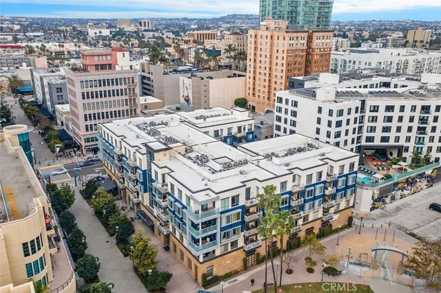 $925,000 | 150 The Promenade North, Unit 202, Long Beach, CA 90802