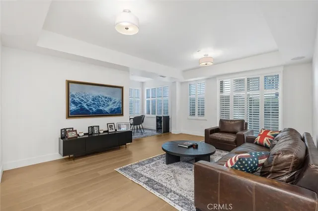 $925,000 | 150 The Promenade North, Unit 202, Long Beach, CA 90802