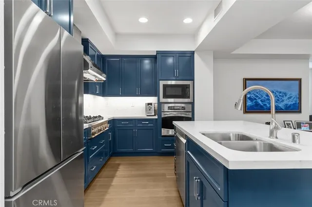 $925,000 | 150 The Promenade North, Unit 202, Long Beach, CA 90802