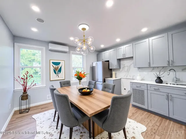 $655,000 | 88 Warren Street | Stapleton