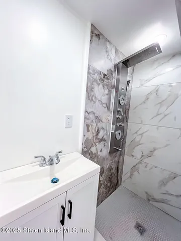 $655,000 | 88 Warren Street | Stapleton