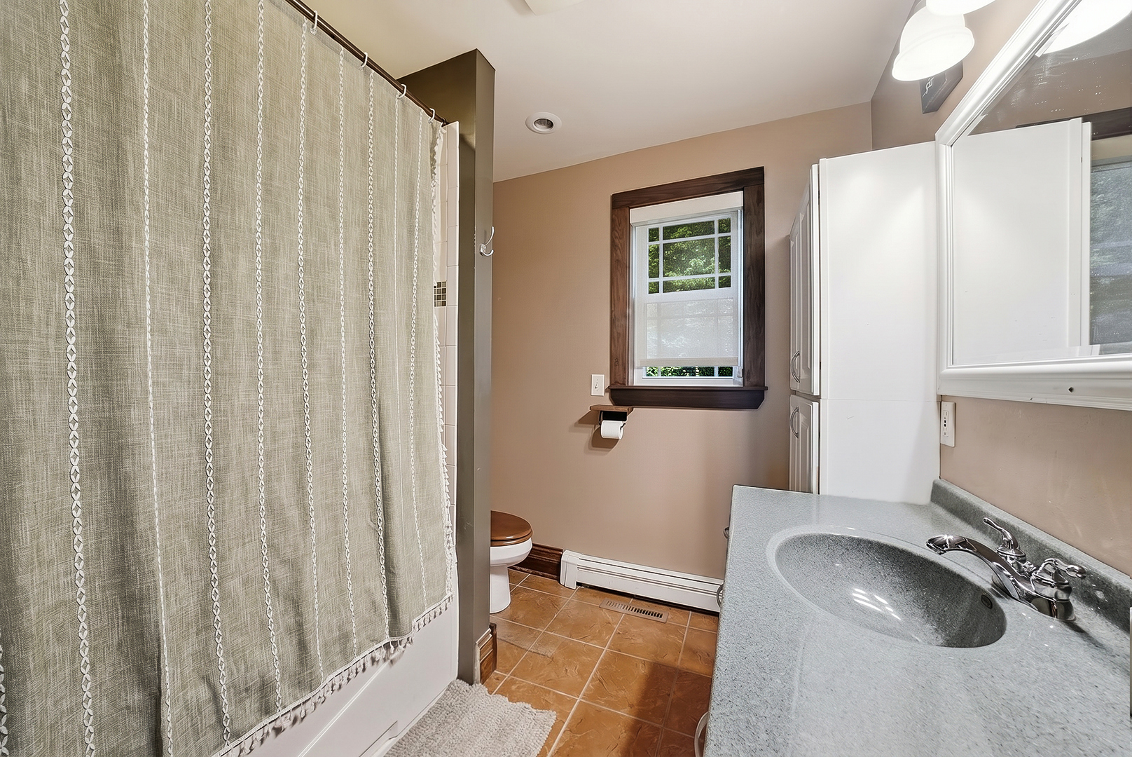 809 East Center Street Ottawa, IL 61350 - Photo 14 of 37