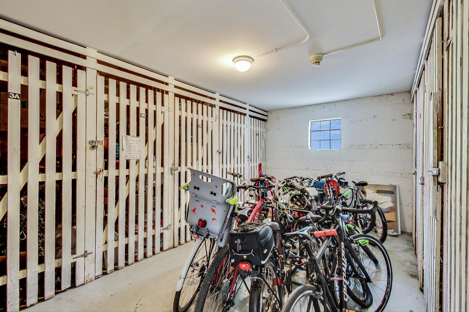 822 Seward Street, Unit 3B Evanston, IL 60202 - Photo 18 of 19