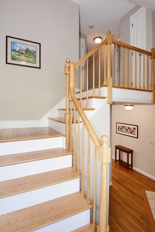11 Old Nugent Farm Road, Unit 11 Gloucester, MA 01930 - Photo 16 of 30 a view of entryway