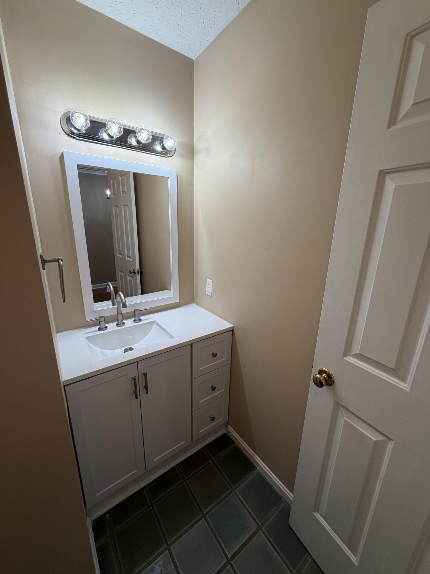 1100 Turkey Foot Road, Unit 5 Lexington, KY 40502 - Photo 12 of 29 5b7dbb33-d6f8-45f0-a159-887dd80c4377