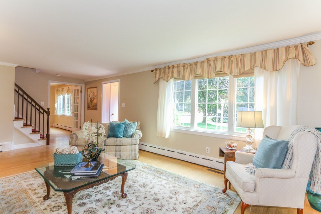 34 Colony Acres Road Longmeadow, MA 01106 - Photo 4 of 27 Gallery Image 4