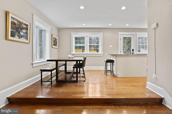 2347 South Arlington Ridge Road Arlington, VA 22202 - Photo 42 of 42 Bright and inviting open space.