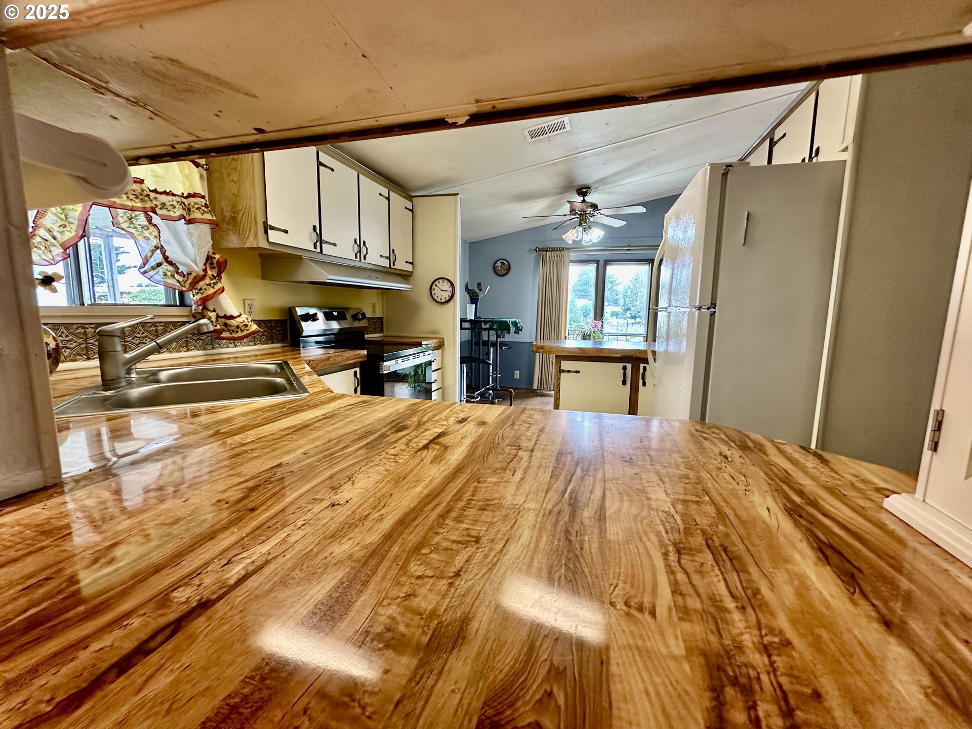 1400 Candlelight Drive, Unit 99 Eugene, OR 97402 - Photo 6 of 14