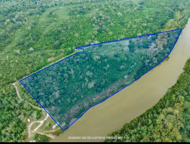 $800,000 | 464 River Road, Angleton, TX 77515