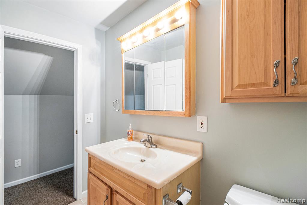 6532 Bennett Lake Road Fenton, MI 48430 - Photo 13 of 20