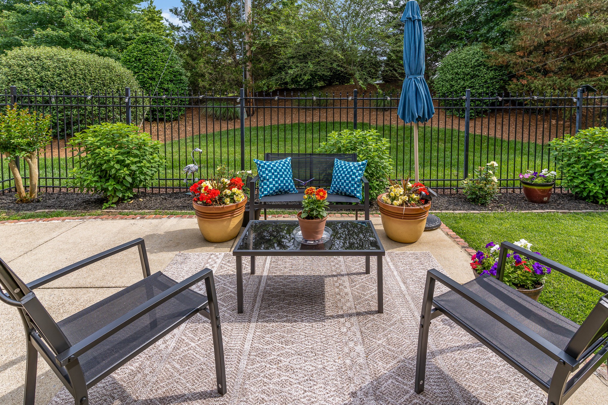 4229 Prestwick Place Spring Hill, TN 37174 - Photo 28 of 29 a garden view with a seating space