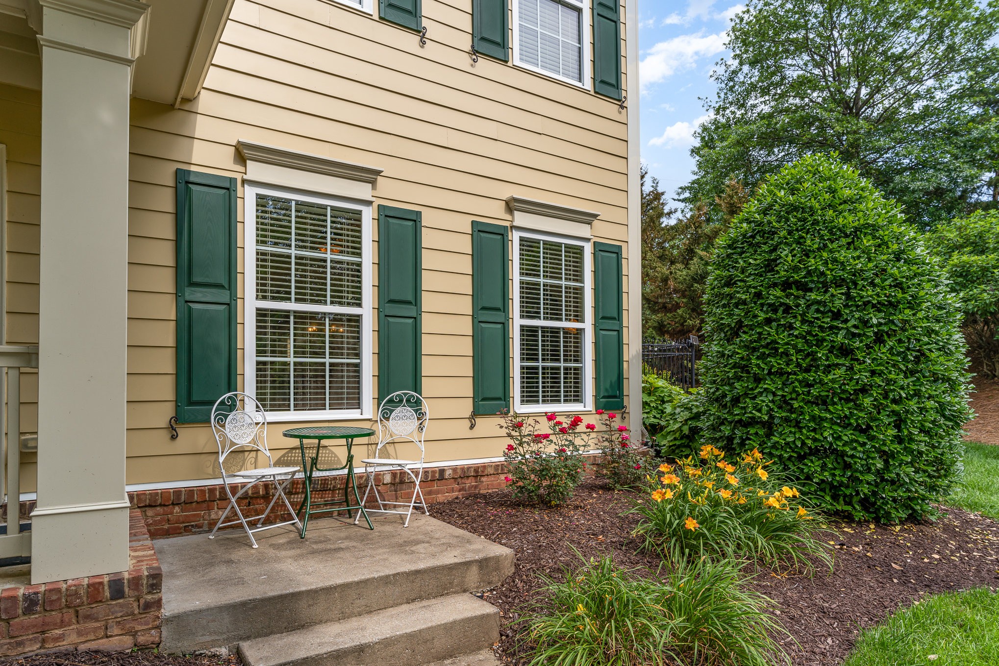 4229 Prestwick Place Spring Hill, TN 37174 - Photo 3 of 29 a front view of a house with sitting area
