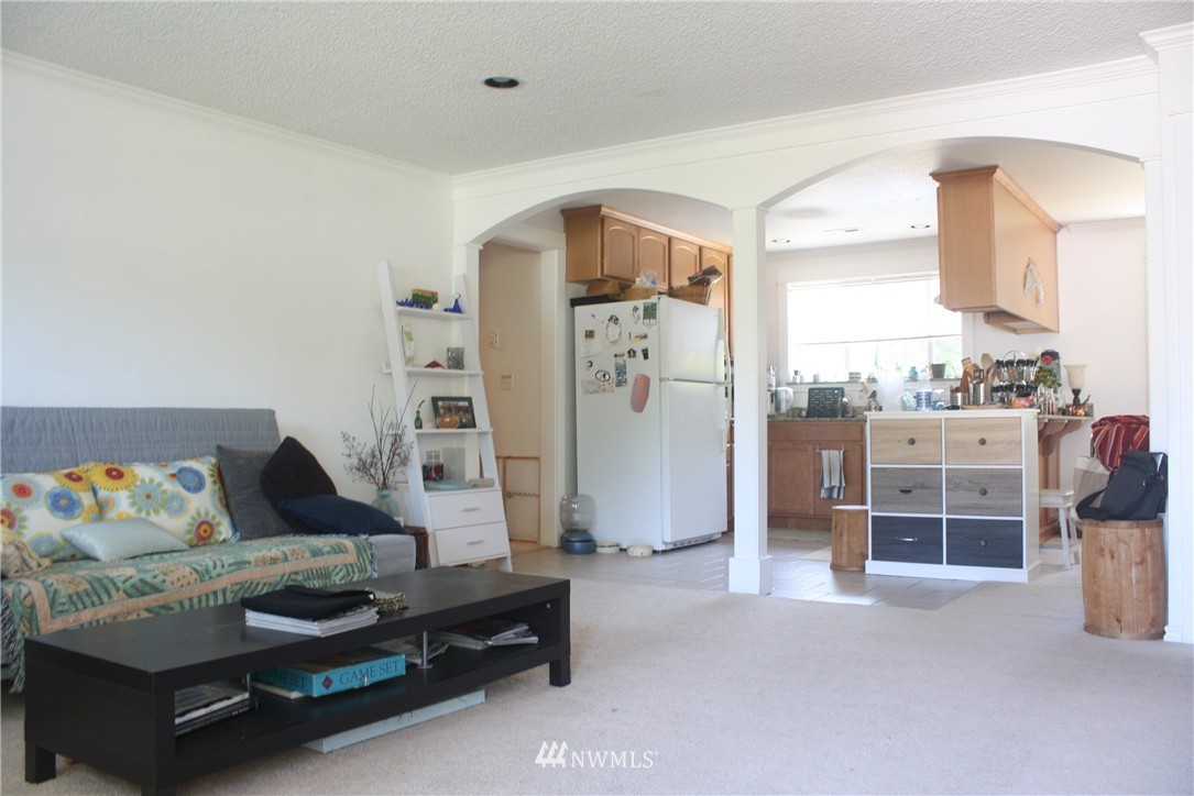 2506 165th Place Southeast Bothell, WA 98012 - Photo 2 of 16