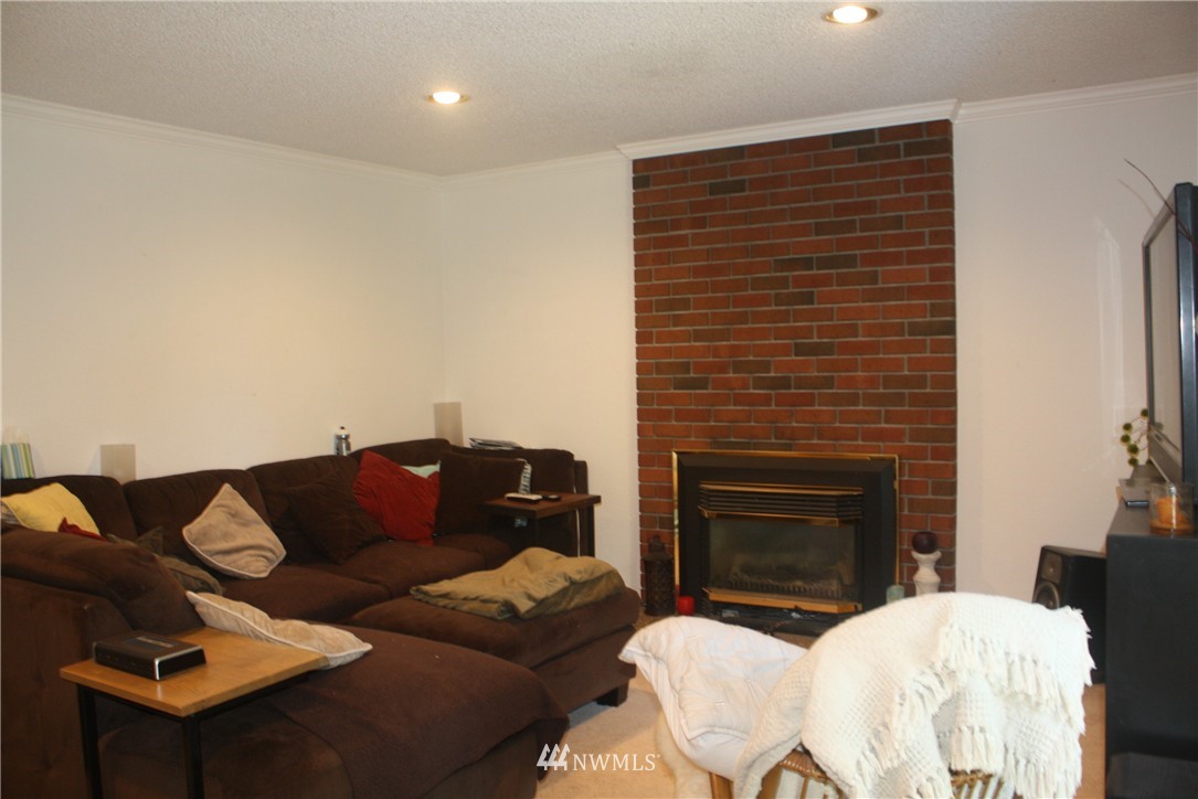 2506 165th Place Southeast Bothell, WA 98012 - Photo 7 of 16