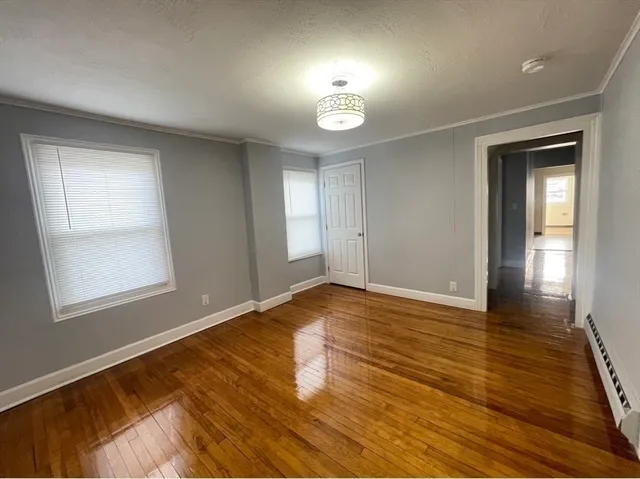 $2,000 | 27 Wilcox Street, Unit 2L, Springfield, MA 01105