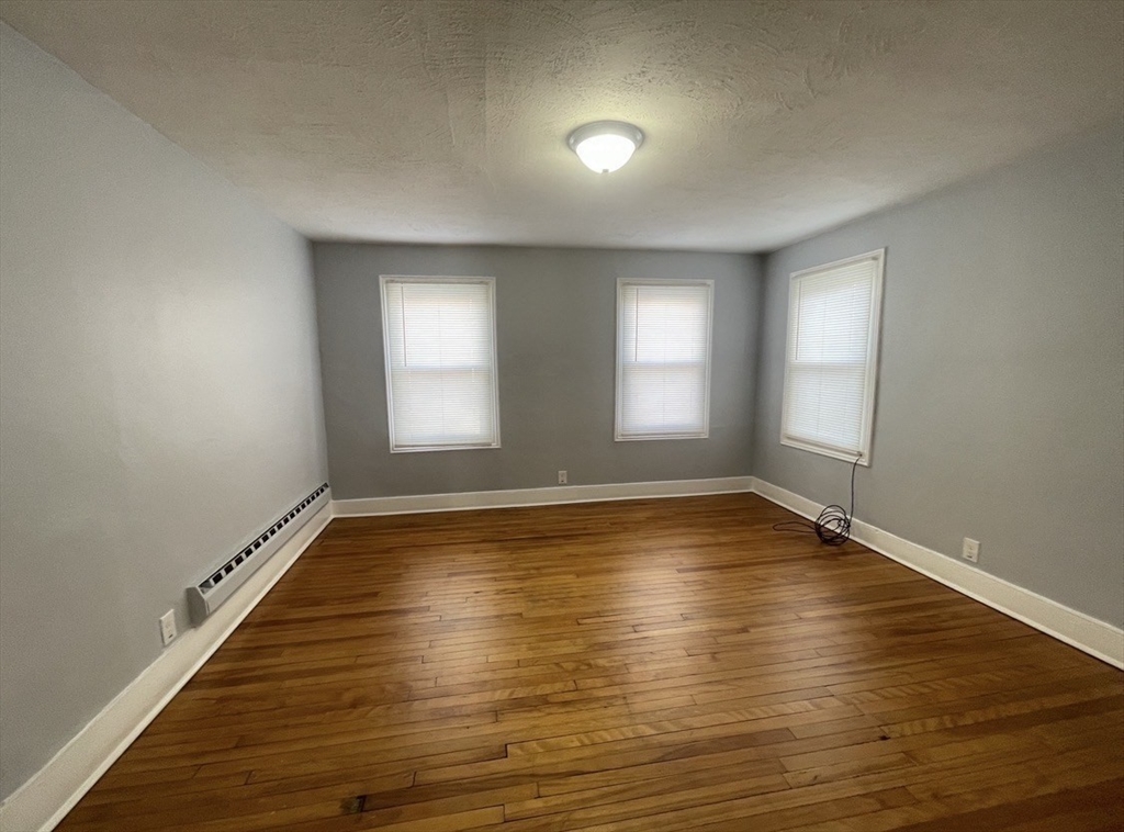 27 Wilcox Street, Unit 2L Springfield, MA 01105 - Photo 6 of 12