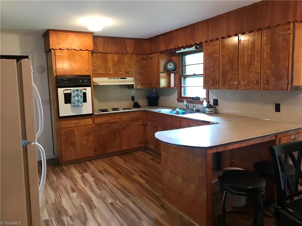 1143 Cool Springs Church Road Elkin, NC 28621 - Photo 16 of 24 Spacious kitchen