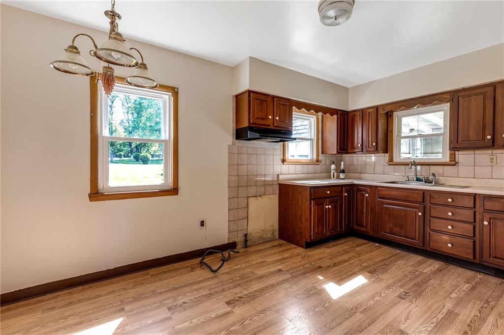 2196 Marshall Road Monaca, PA 15061 - Photo 6 of 19 Gallery Image 6