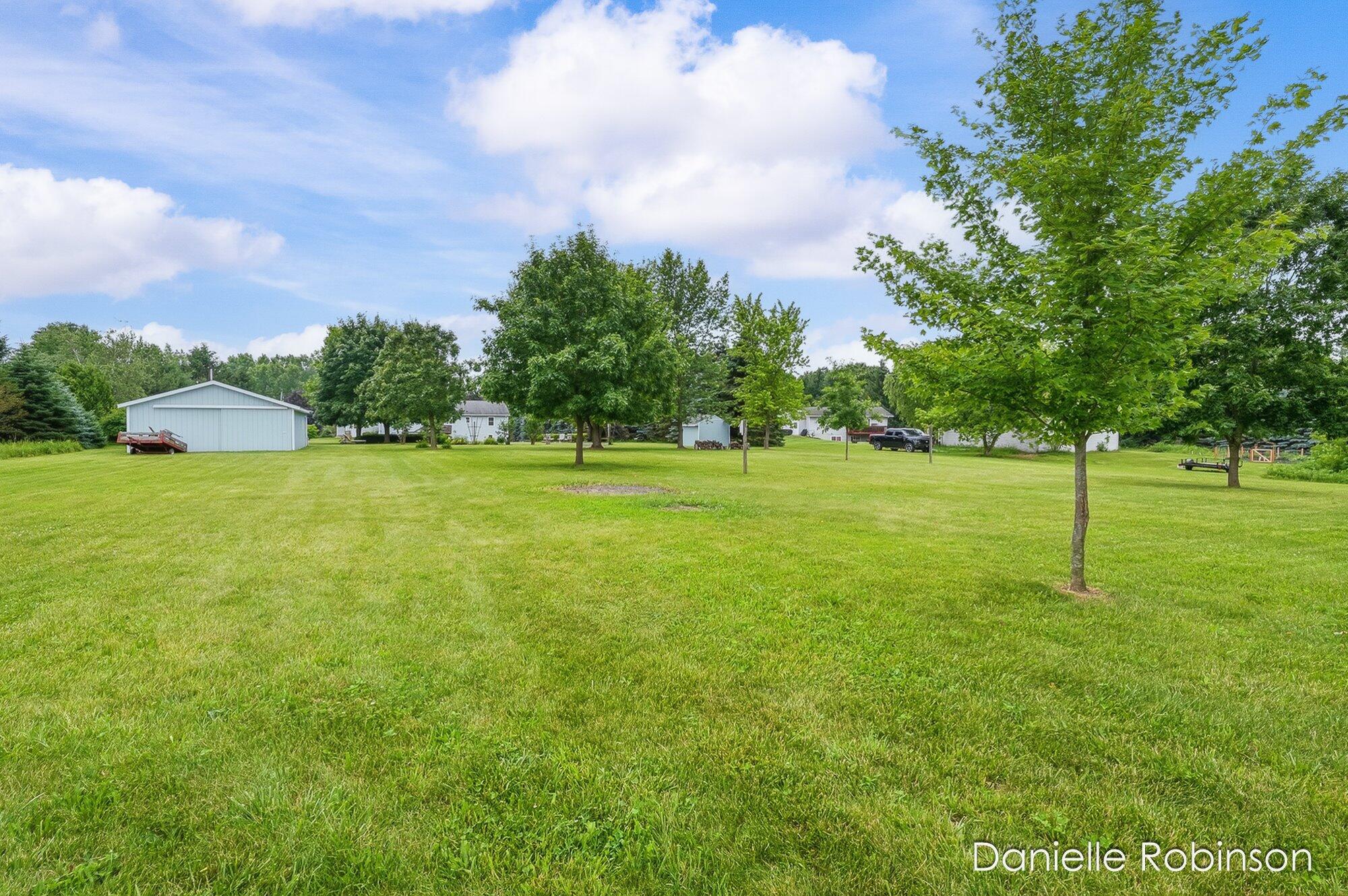 6829 12 Mile Road Northeast Rockford, MI 49341 - Photo 59 of 70 60-WM682912mile-25