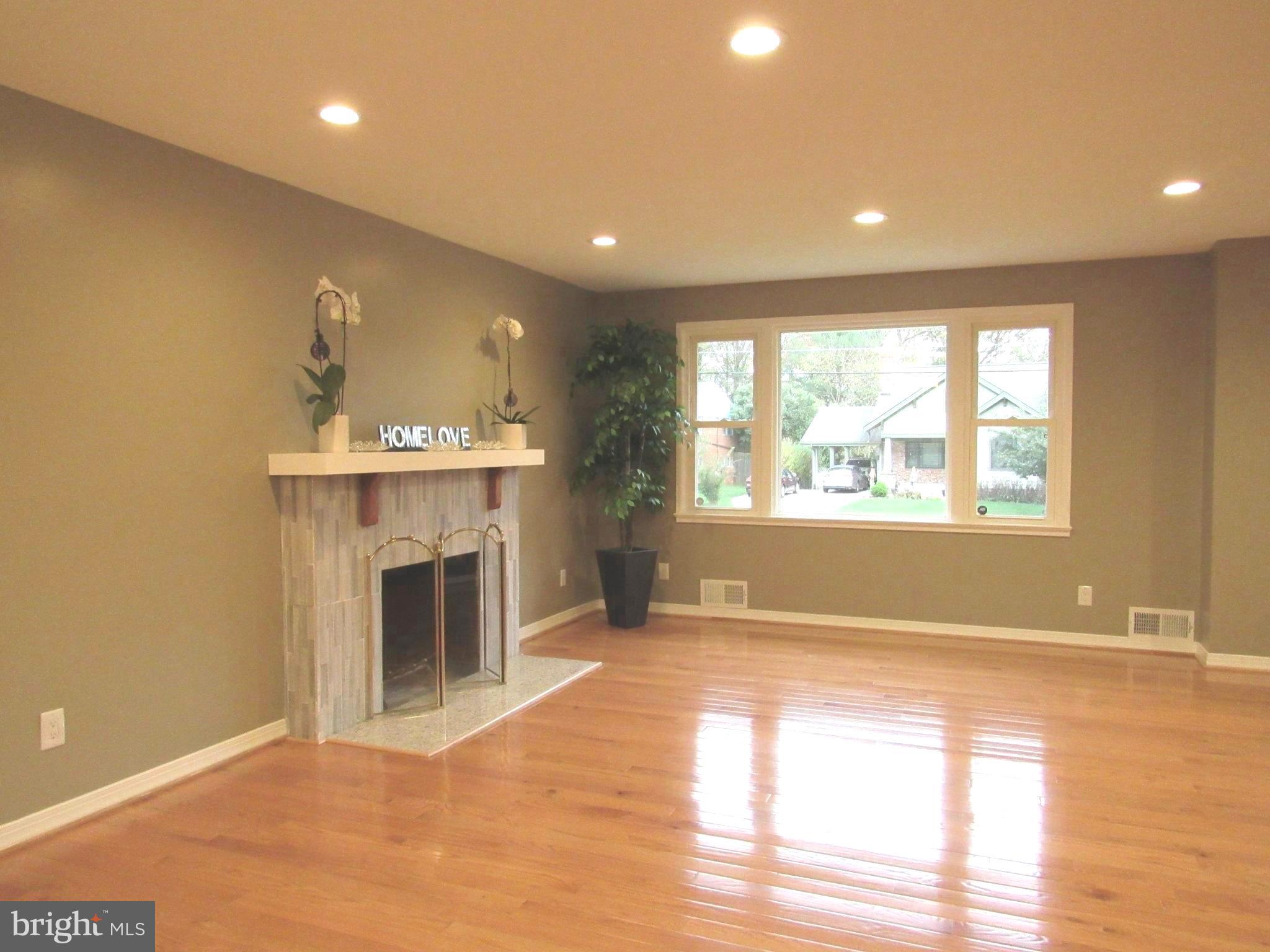 5625 Inverchapel Road Springfield, VA 22151 - Photo 4 of 40