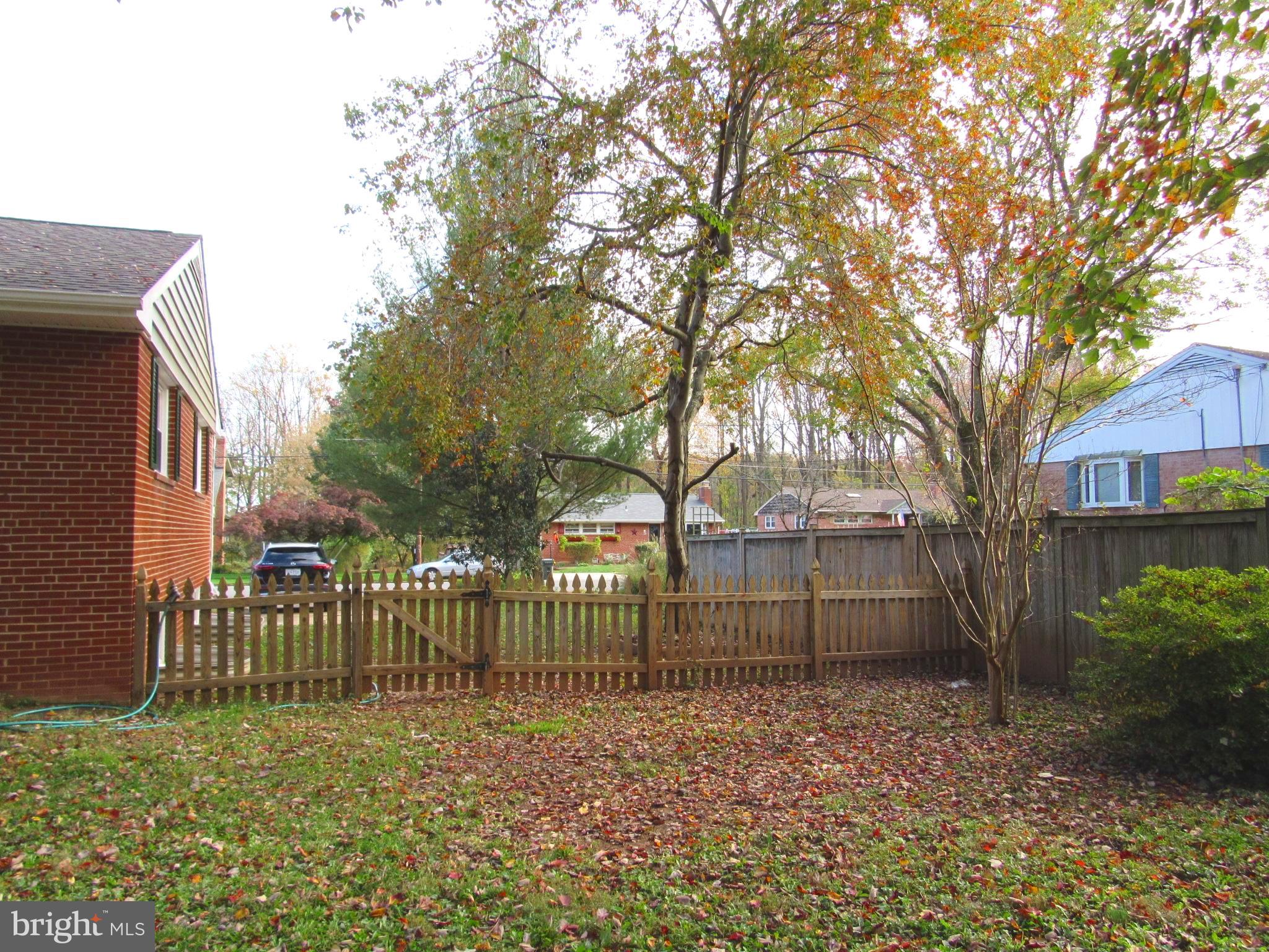 5625 Inverchapel Road Springfield, VA 22151 - Photo 37 of 40