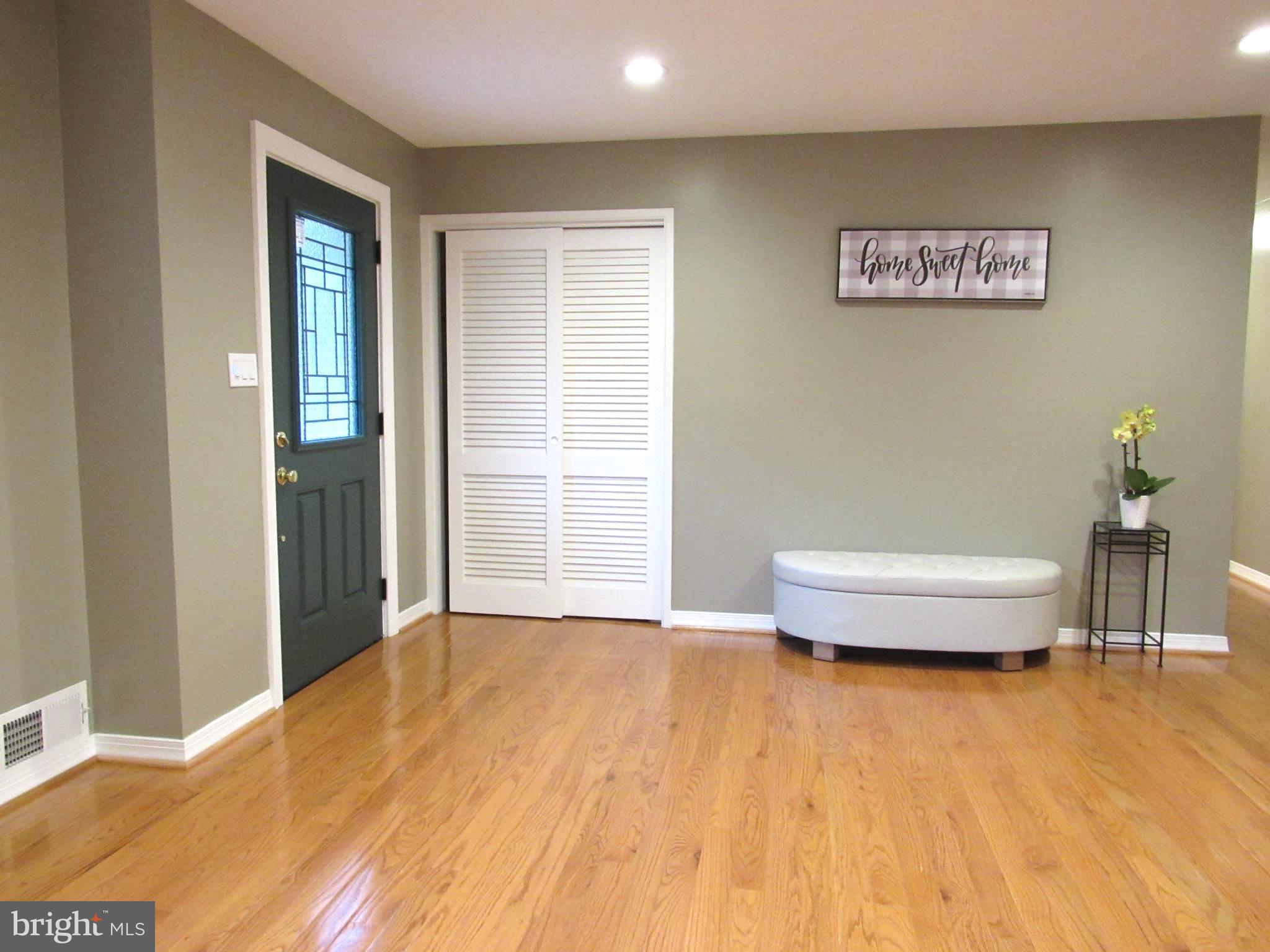 5625 Inverchapel Road Springfield, VA 22151 - Photo 9 of 40