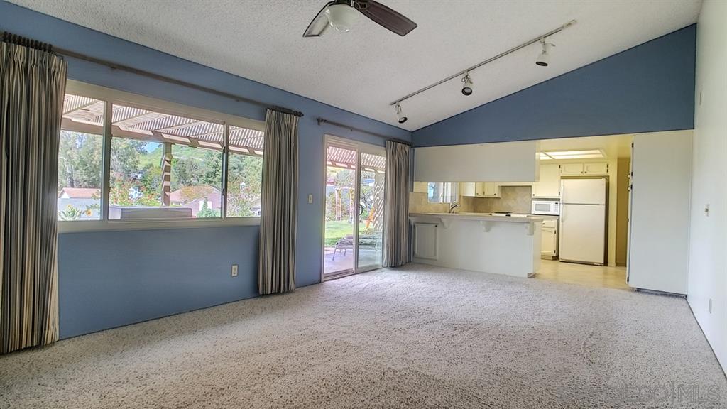 9612 Via Kenora Spring Valley, CA 91977 - Photo 5 of 17 Gallery Image 5