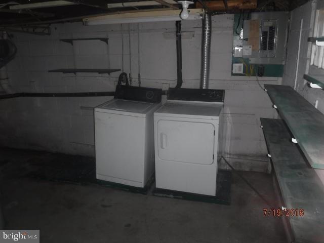 481 Burnt Bark Road Brick, NJ 08723 - Photo 11 of 14 Gallery Image 11