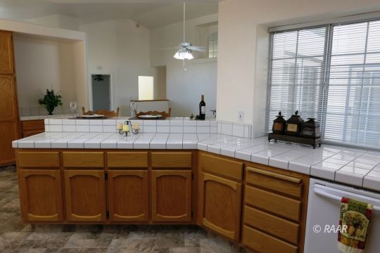 105 Cobria Place Ridgecrest, CA 93555 - Photo 11 of 34