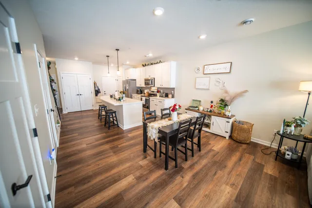 $325,000 | 5212 Harvest Sq Place Northwest, Rochester, MN 55901