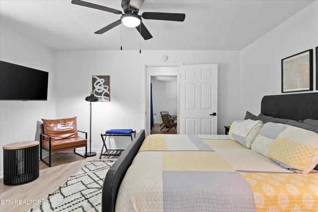 $425,000 | 4533 East Scenic Drive, Gatlinburg, TN 37738