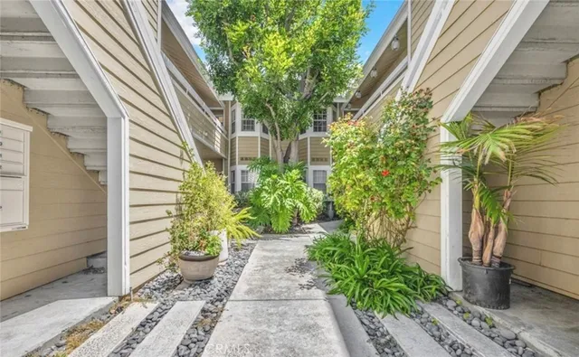 $365,000 | 3680 South Bear Street, Unit 16 / J, Santa Ana, CA 92704