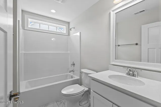 $589,900 | 212 Windswept Lane, Beaufort, NC 28516