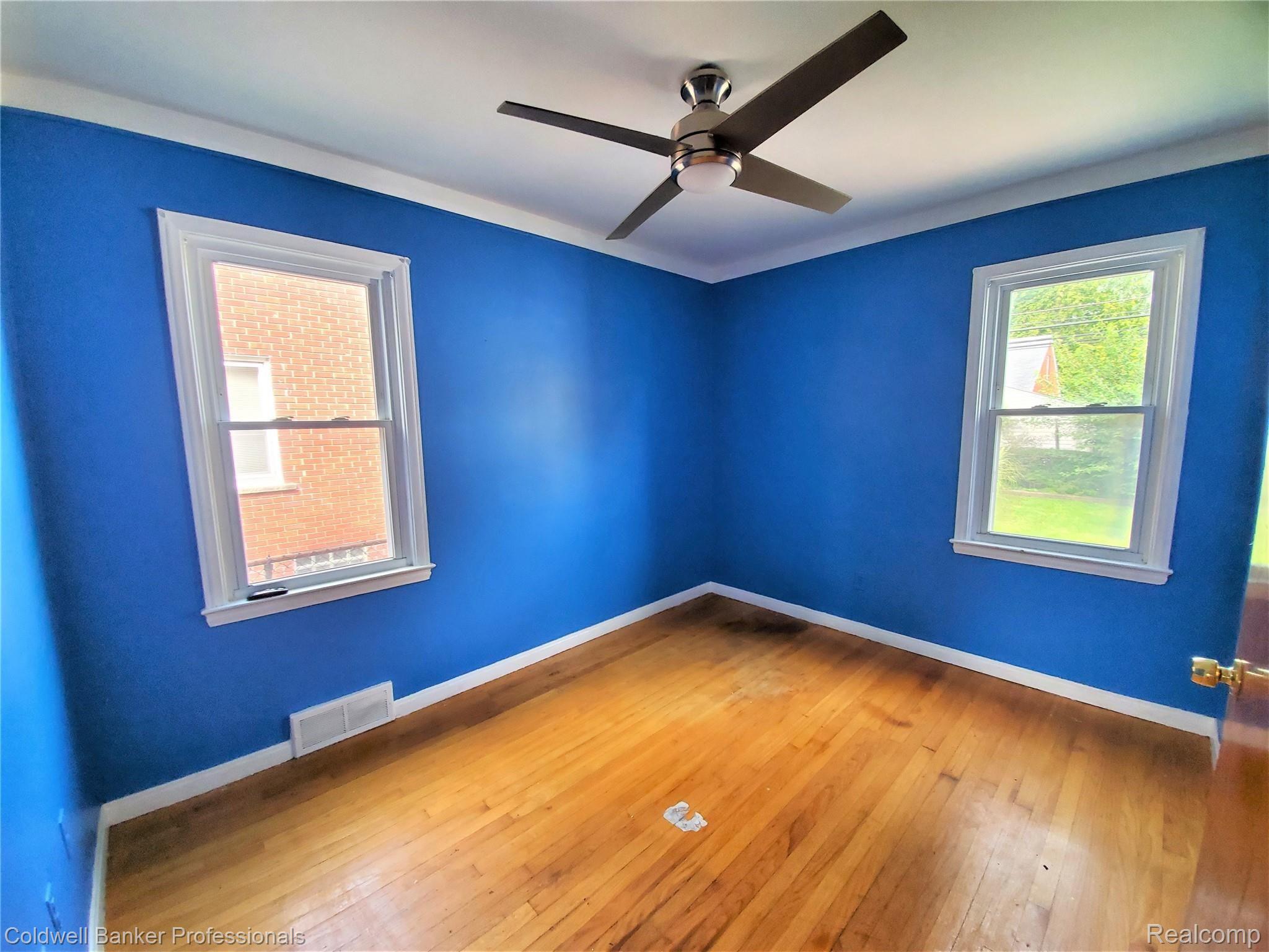 9988 Inkster Road Redford, MI 48239 - Photo 10 of 18 Pic10.jpg