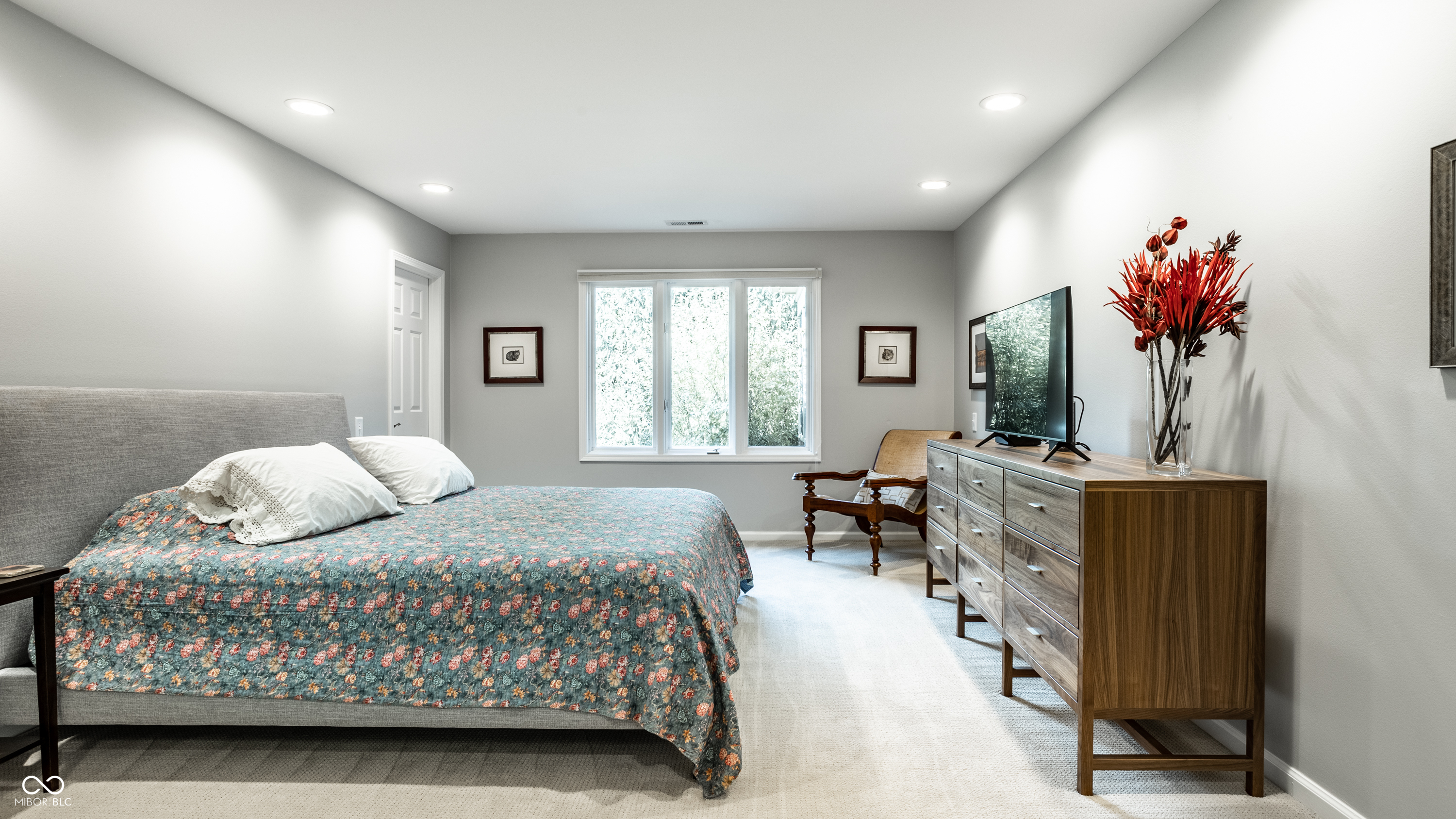 420 Bent Tree Lane, Unit 4 Indianapolis, IN 46260 - Photo 32 of 46