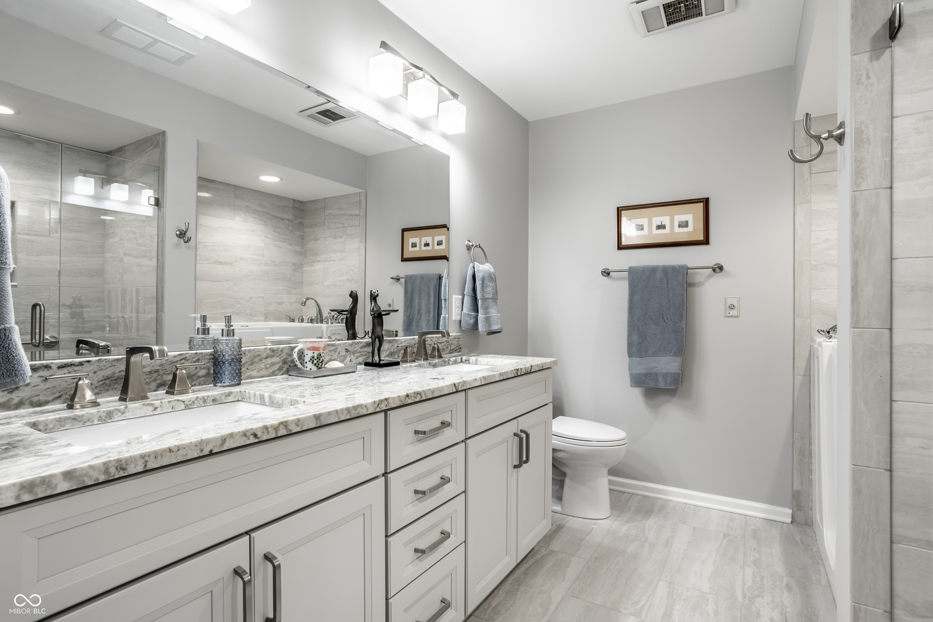 420 Bent Tree Lane, Unit 4 Indianapolis, IN 46260 - Photo 35 of 46