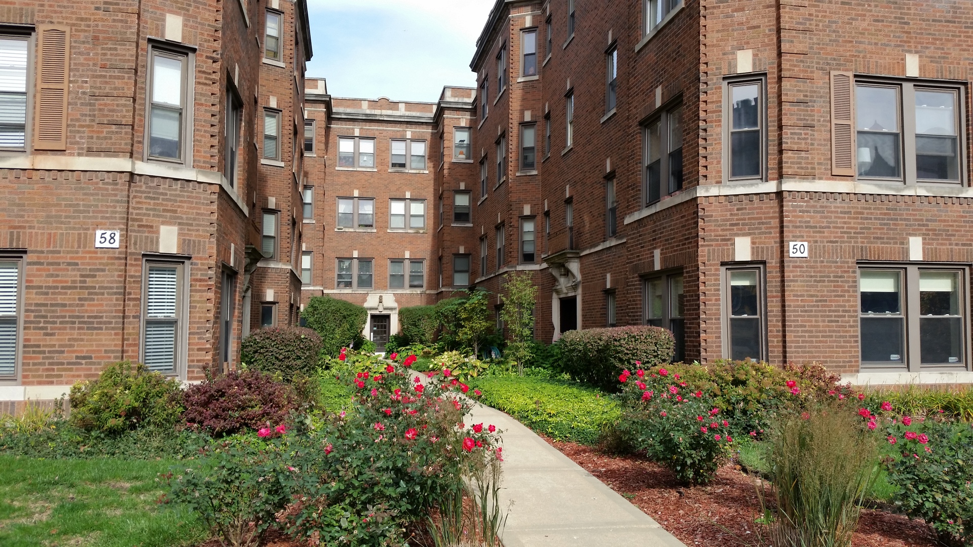 58 Forest Avenue, Unit G Riverside, IL 60546 - Photo 18 of 19 a view of a multi story building