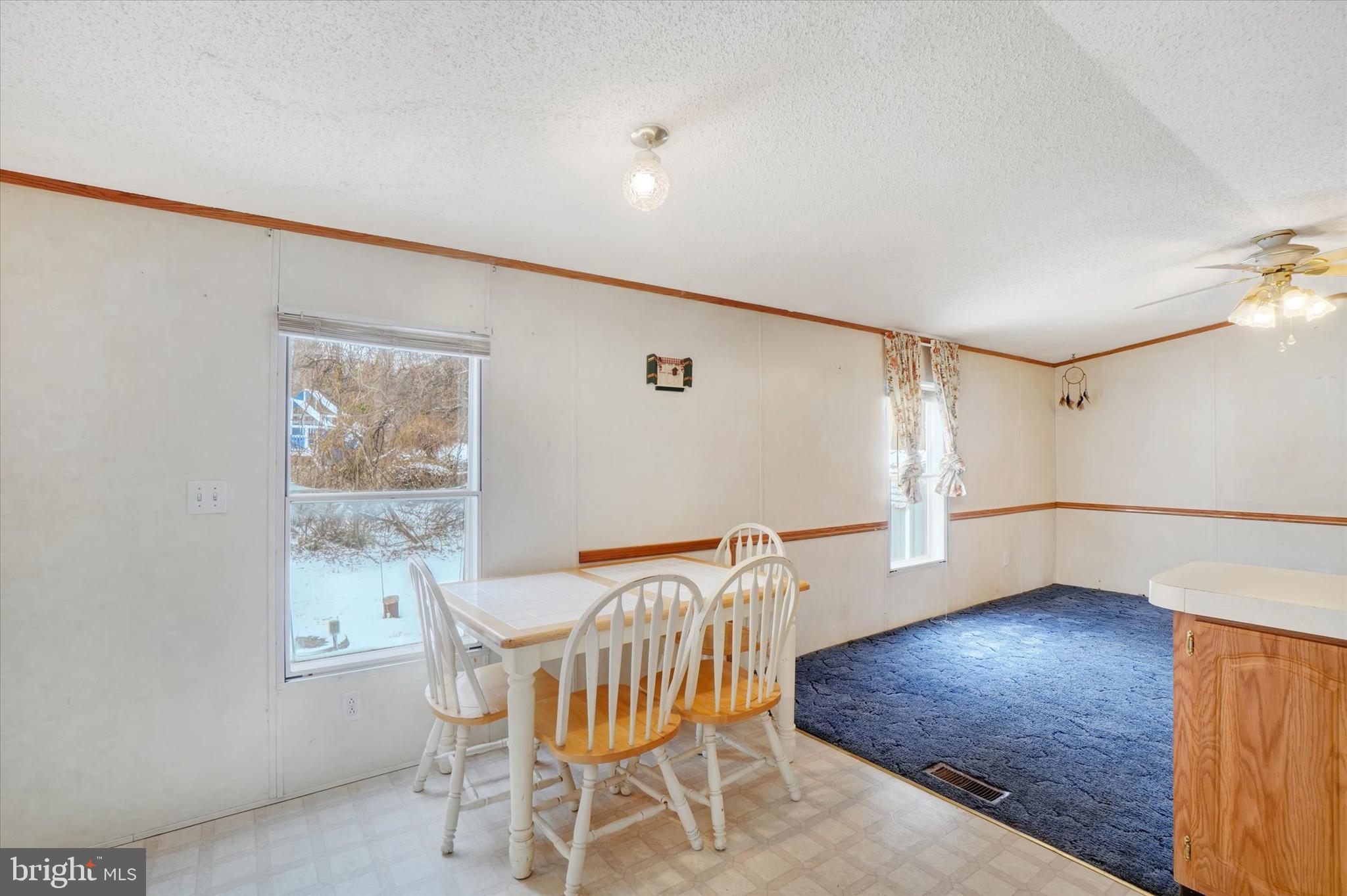40 Stevens Road Etters, PA 17319 - Photo 6 of 19 a dining room with furniture and wooden floor