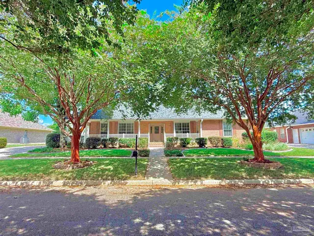 $425,000 | 412 Mayberry Street, Cantonment, FL 32533