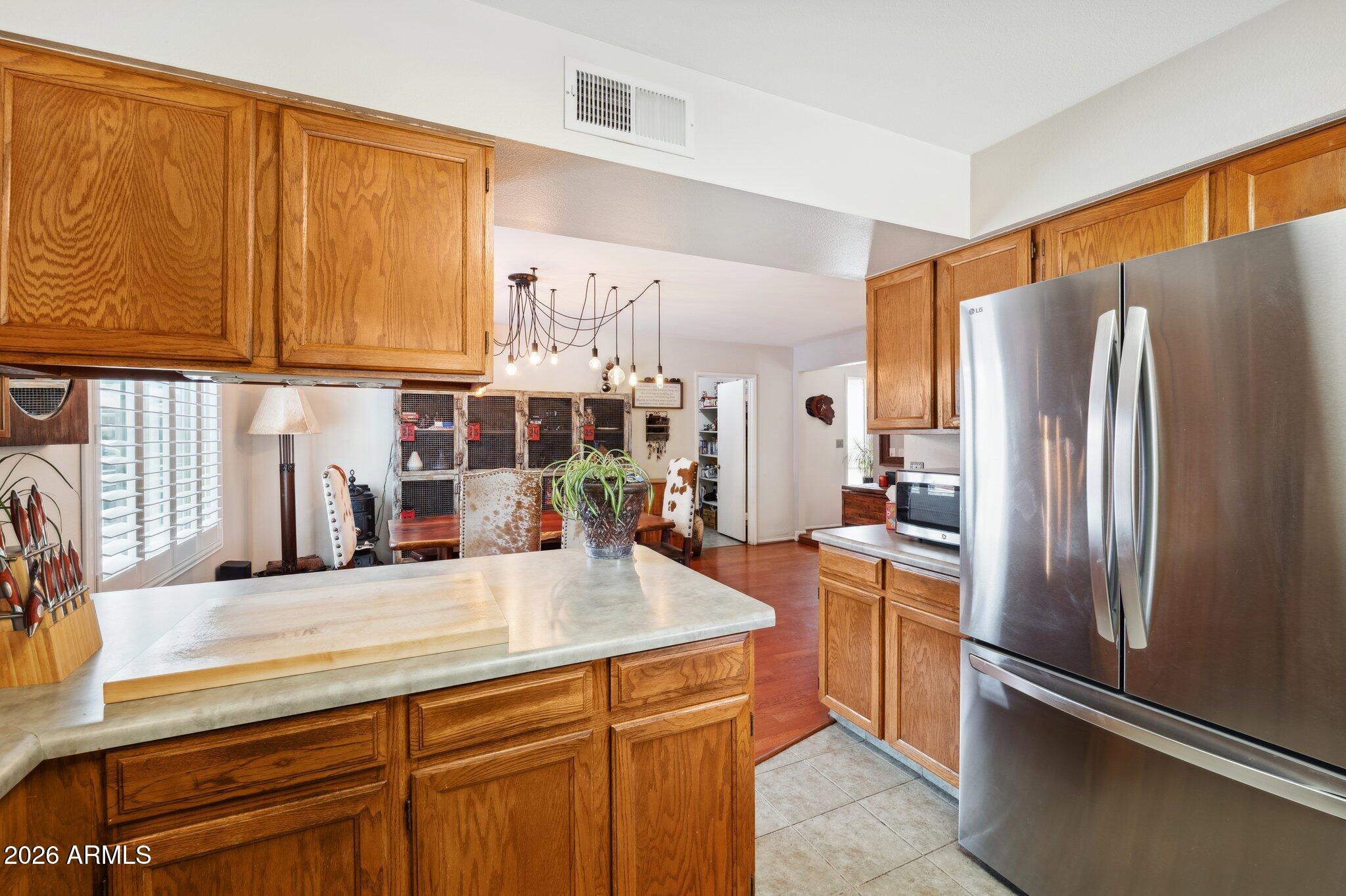 802 East Marconi Avenue Phoenix, AZ 85022 - Photo 13 of 35 Kitchen w.updatd appliances