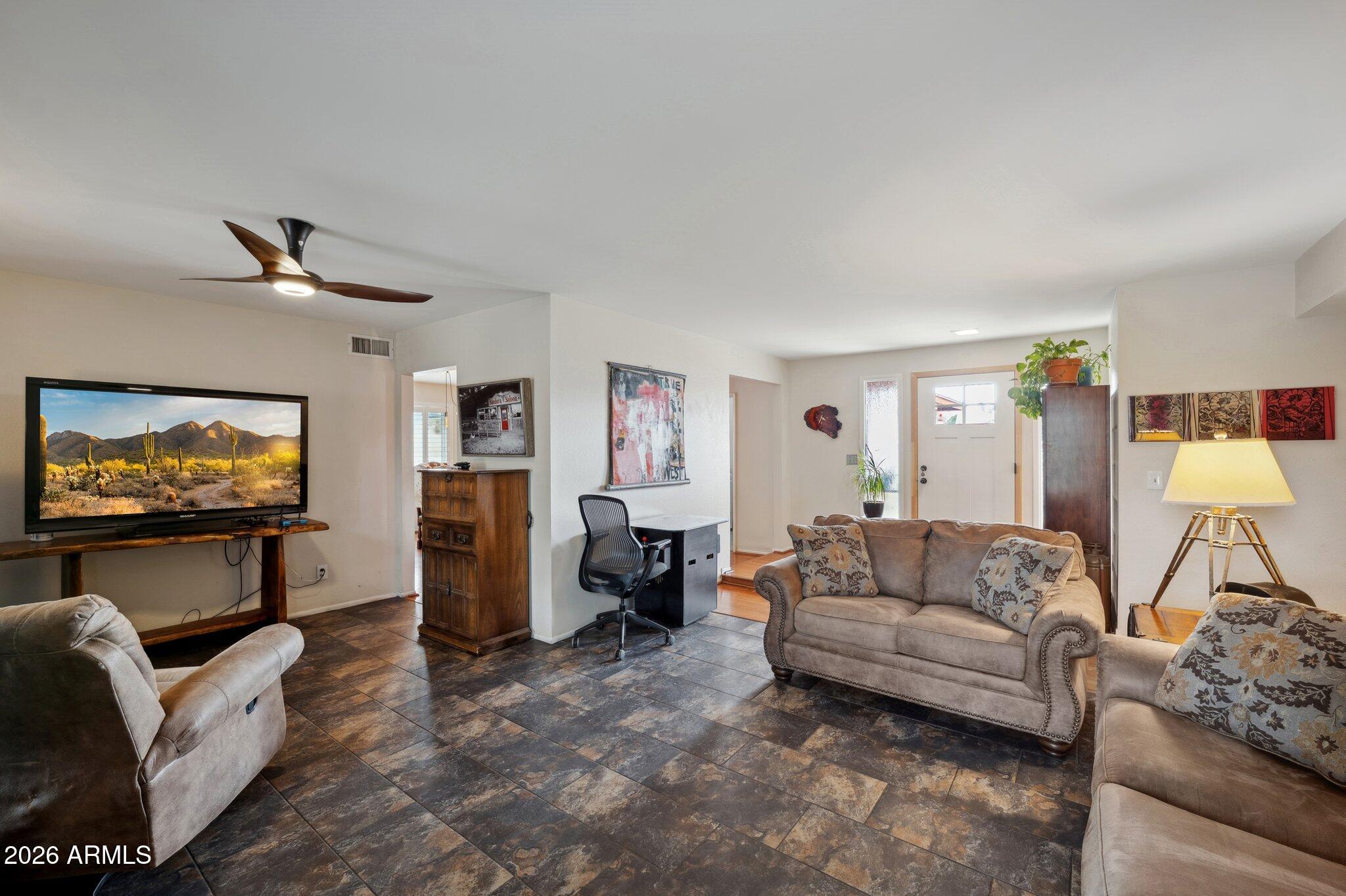802 East Marconi Avenue Phoenix, AZ 85022 - Photo 6 of 35 Front Door View in Family Room