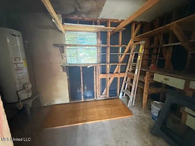 $1,800 | 2276 Sunkist Country Club Road, Biloxi, MS 39532