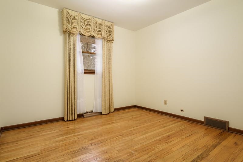 1110 Roxbury Close Rockford, IL 61107 - Photo 17 of 36 a view of an empty room