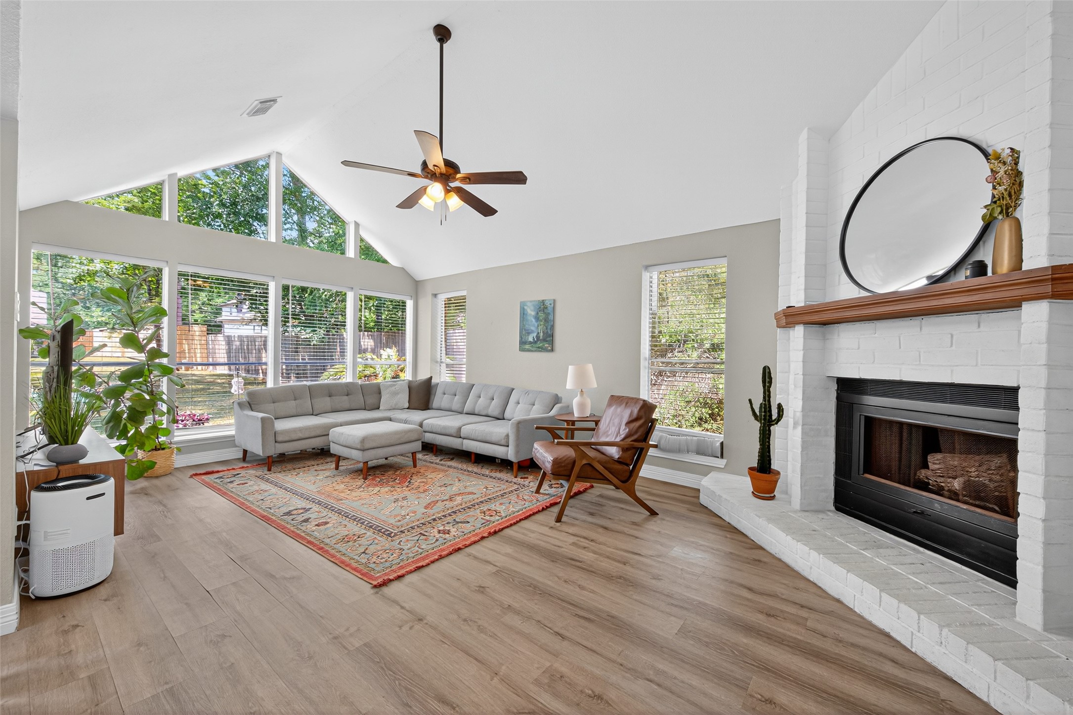 56 North Morningwood Court Spring, TX 77380 - Photo 14 of 50 Designer colors and tons of natural light