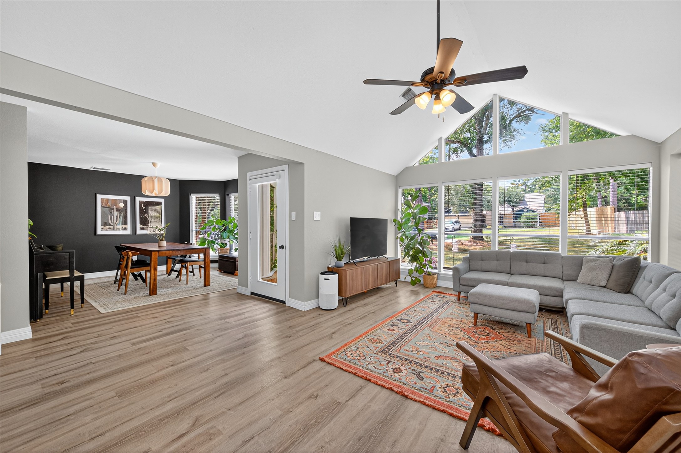 56 North Morningwood Court Spring, TX 77380 - Photo 6 of 50 So many places for connections!